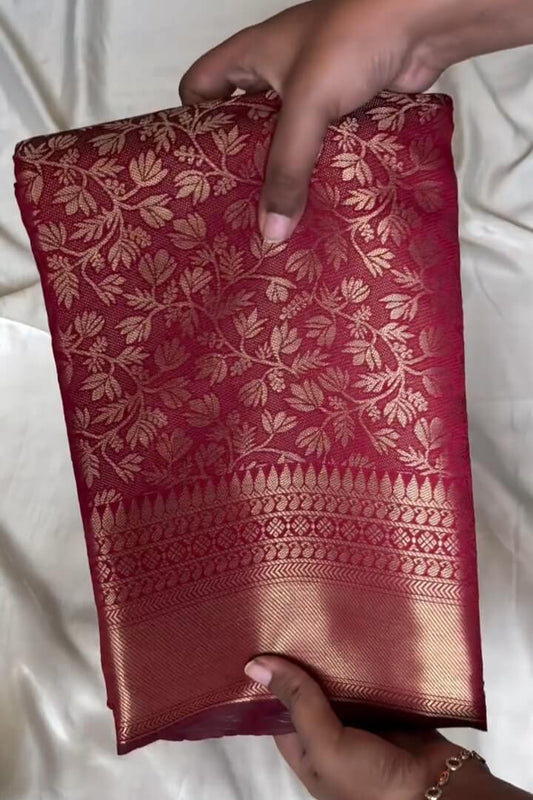 Elegant Wine Pure Zari Weaving Banarasi Silk Saree With Dazzling Blouse Piece