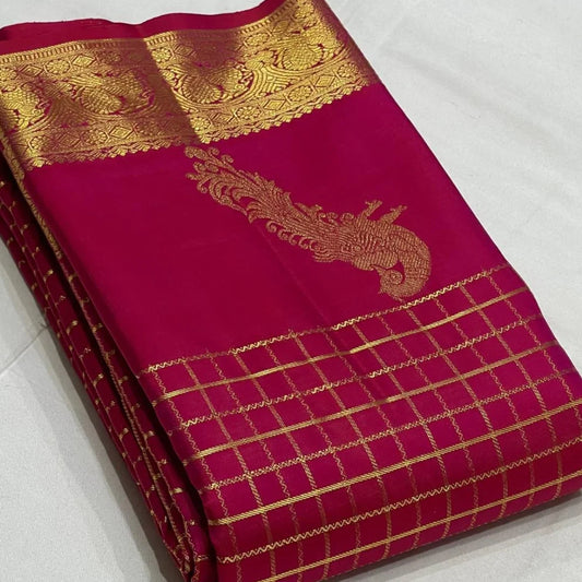 Sumptuous Dark Pink Pure Zari Weaving Banarasi Silk Saree With Tremendous Blouse Piece