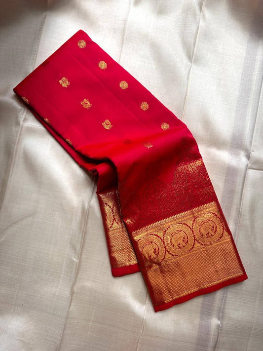 Scintillating Red Pure Zari Weaving Banarasi Silk Saree With Luxuriant Blouse Piece