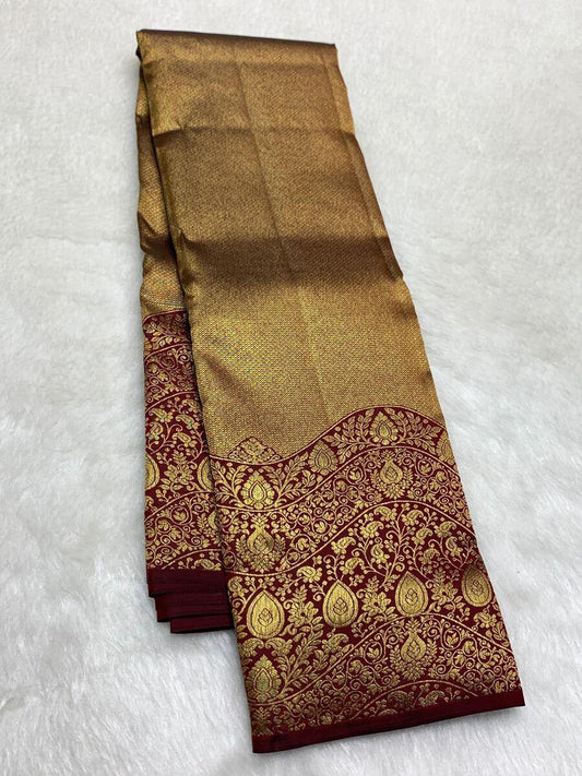 Gorgeous Maroon Pure Zari Weaving Banarasi Silk Saree With Flameboyant Blouse Piece