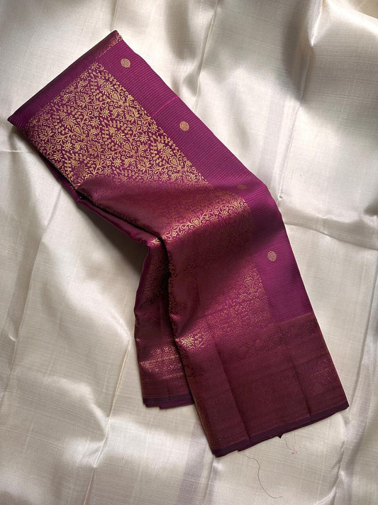 Groovy Purple Pure Zari Weaving Banarasi Silk Saree With Seraglio Blouse Piece
