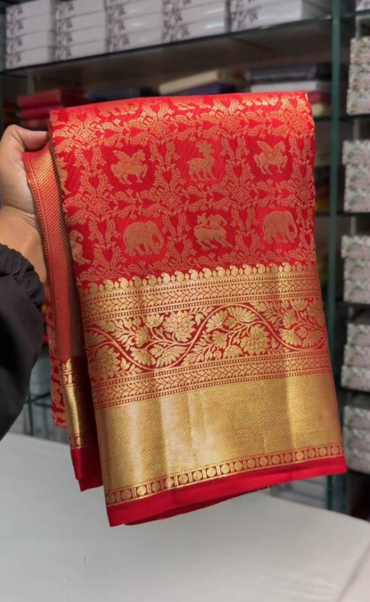 Hypnotic Red Pure Zari Weaving Banarasi Silk Saree With Gleaming Blouse Piece