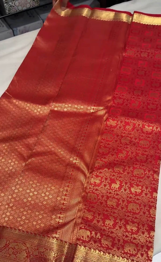 Hypnotic Red Pure Zari Weaving Banarasi Silk Saree With Gleaming Blouse Piece