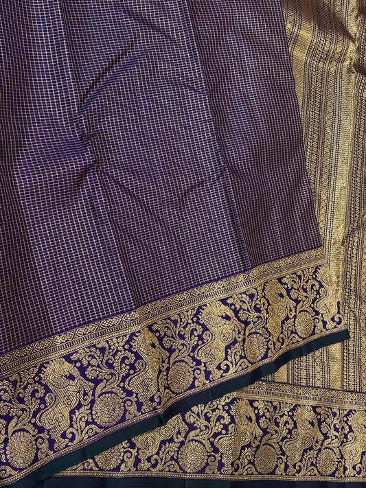Splendiferous Navy Blue Pure Zari Weaving Banarasi Silk Saree With Nectarous Blouse Piece