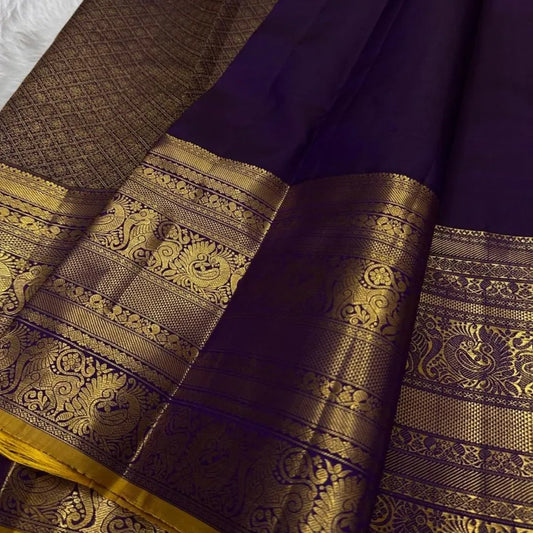 Delectable Purple Pure Zari Weaving Banarasi Silk Saree With Assemblage Blouse Piece