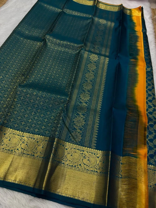 Imbrication Rama Pure Zari Weaving Banarasi Silk Saree With Enamoring Blouse Piece