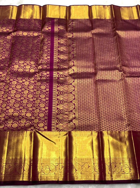 Fugacious Purple Pure Zari Weaving Banarasi Silk Saree With Lovely Blouse Piece