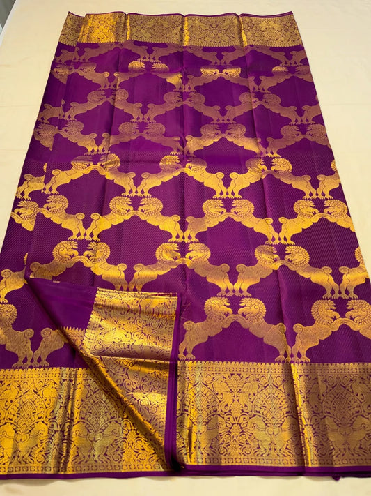 Rhapsodic Purple Pure Banarasi Silk Saree With Glorious Blouse Piece