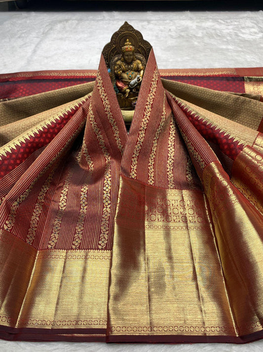Glowing Maroon Pure Banarasi Silk Saree With Opulent Blouse Piece