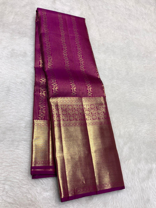 Panache Purple Pure Banarasi Silk Saree With Comely Blouse Piece