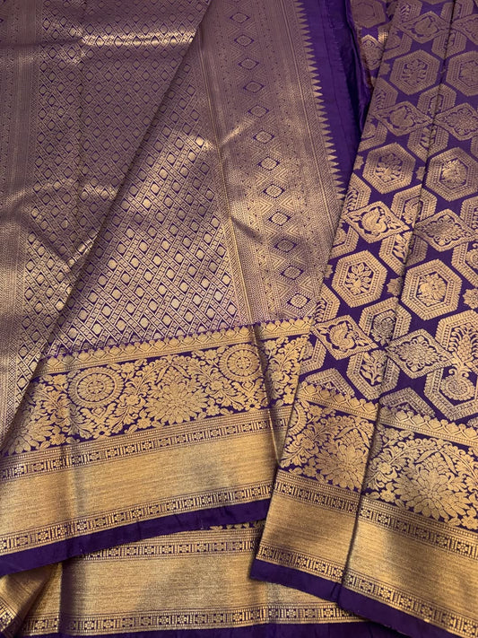 Sensational Purple Pure Banarasi Silk Saree With Invaluable Blouse Piece