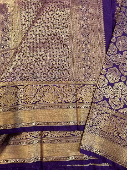 Sensational Purple Pure Banarasi Silk Saree With Invaluable Blouse Piece