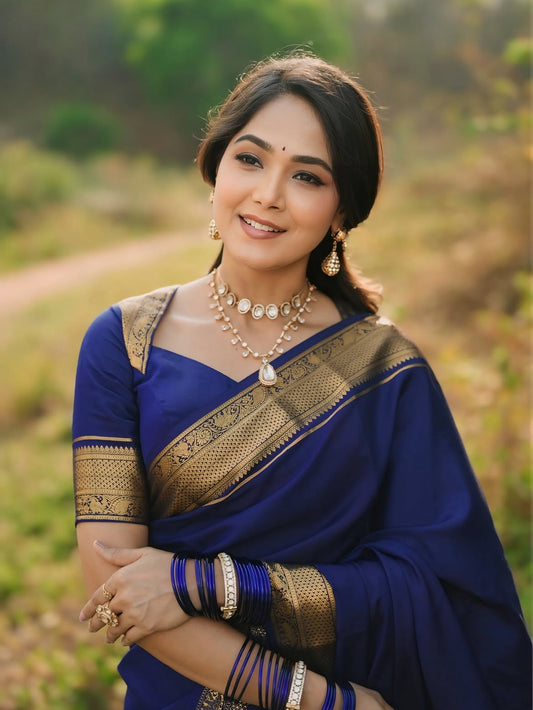 Vibrant Navy Blue Pure Banarasi Silk Saree With Brood Blouse Piece
