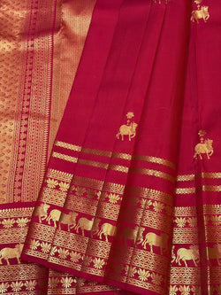 Blissful Dark Pink Pure Banarasi Silk Saree With Lustrous Blouse Piece