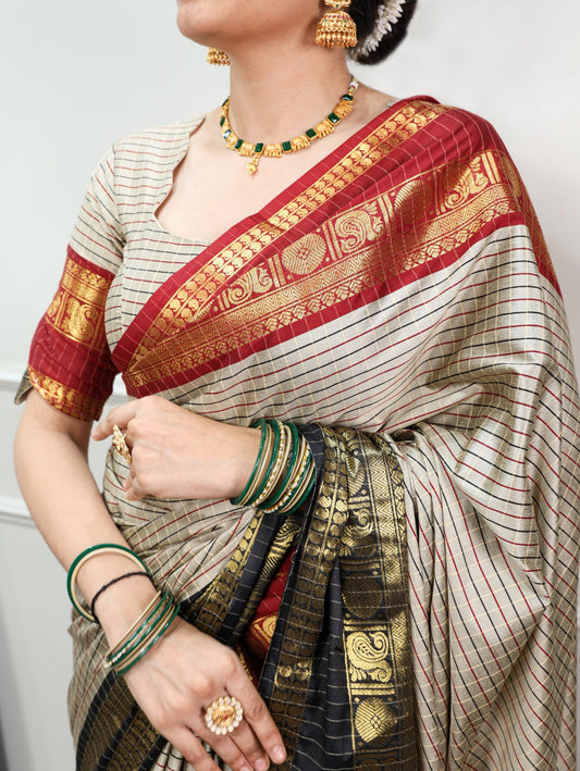 Nebula Grey Pure Banarasi Silk Saree With Rhapsodic Blouse Piece