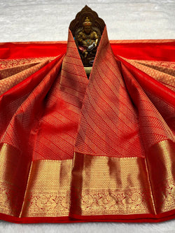 Deserving Red Pure Banarasi Silk Saree With Arresting Blouse Piece