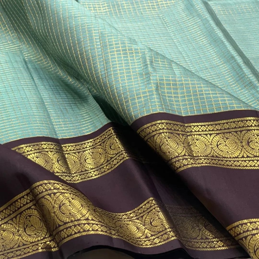 Attractive Firozi Soft Silk Saree With Flaunt Blouse Piece