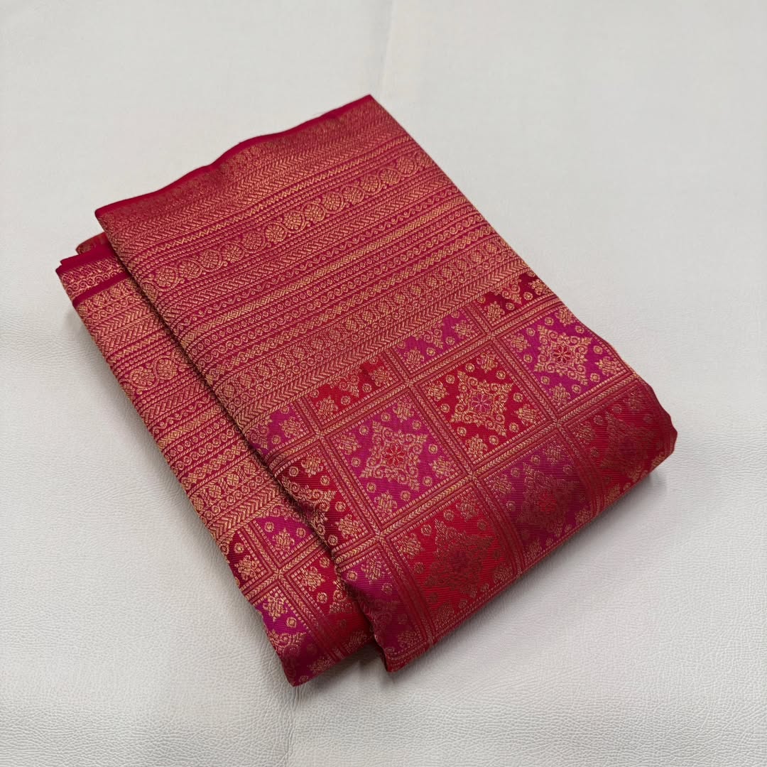 Surpassing Dark Pink Soft Banarasi Silk Saree With Eclat Blouse Piece