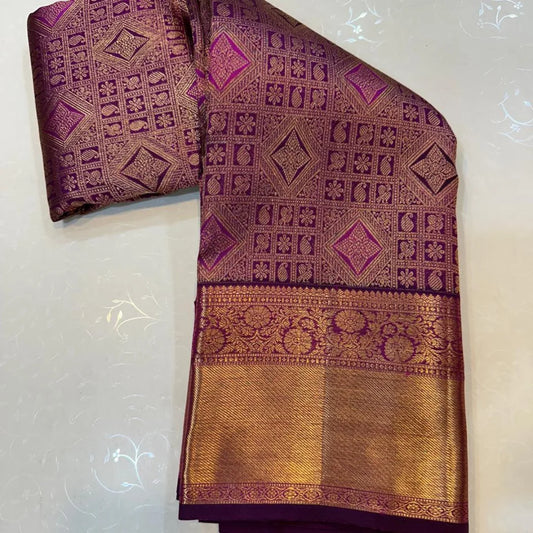 Sizzling Purple Pure Zari Weaving Banarasi Silk Saree With Sophisticated Blouse Piece