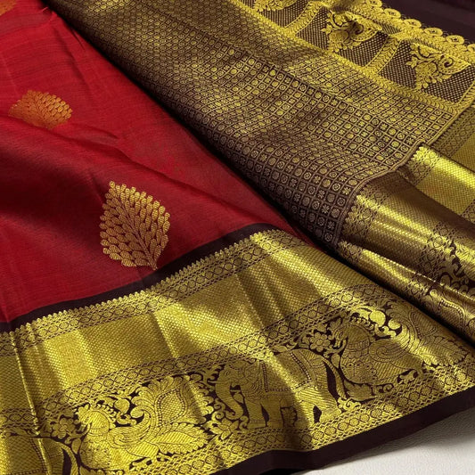 Pulsating Red Pure Zari Weaving Banarasi Silk Saree With Fragrant Blouse Piece