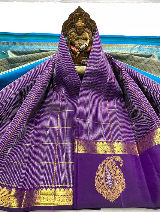 Entrancing Purple Pure Zari Weaving Banarasi Silk Saree With Gossamer Blouse Piece