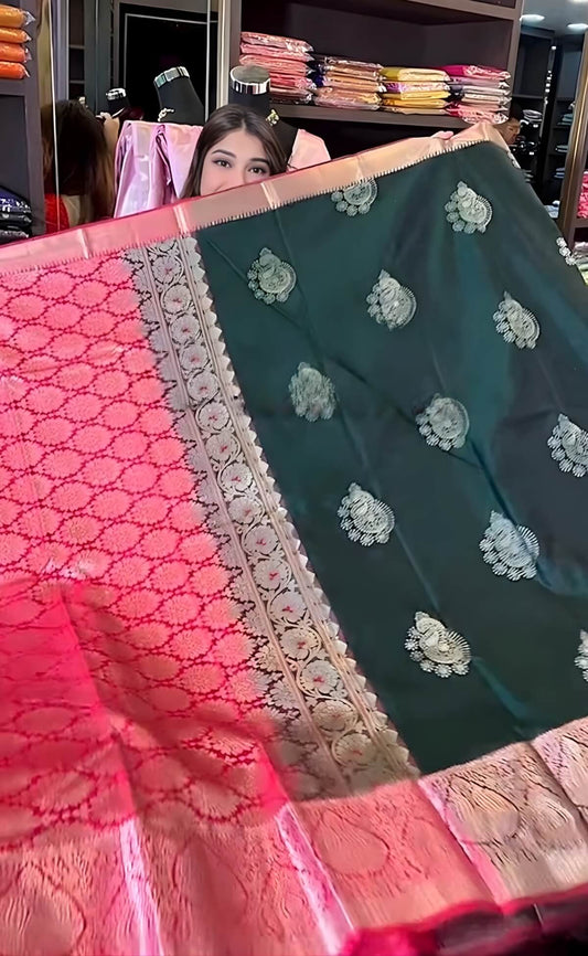 Eclat Dark Green Pure Zari Weaving Banarasi Silk Saree With Scintilla Blouse Piece