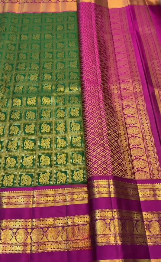 Trendy Dark Green Pure Zari Weaving Banarasi Silk Saree With Beleaguer Blouse Piece
