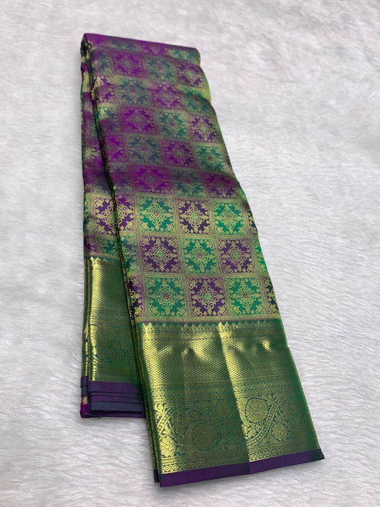 Amazing Green Pure Banarasi Silk Saree With Impressive Blouse Piece