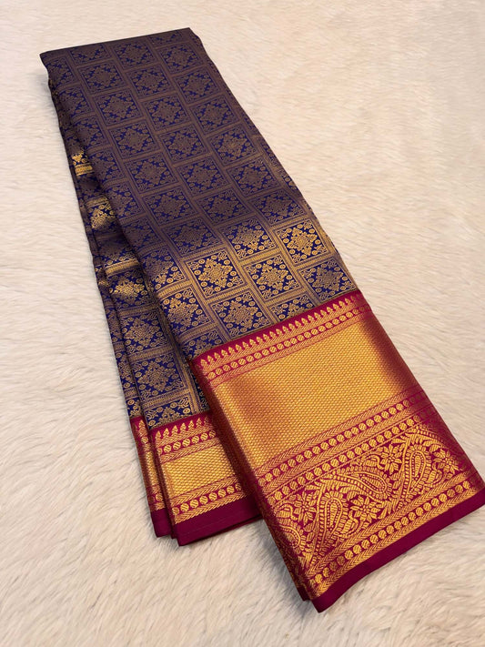 Chatoyant Navy Blue Pure Banarasi Silk Saree With Rhapsody Blouse Piece