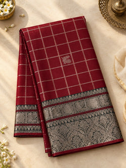Gratifying Maroon Pure Banarasi Silk Saree With Snazzy Blouse Piece