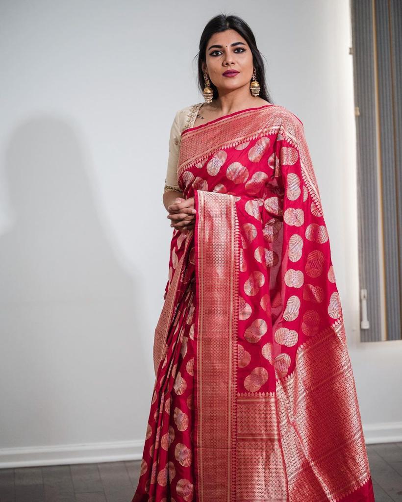 Elegant Dark Pink Soft Silk Saree With Flattering Blouse Piece