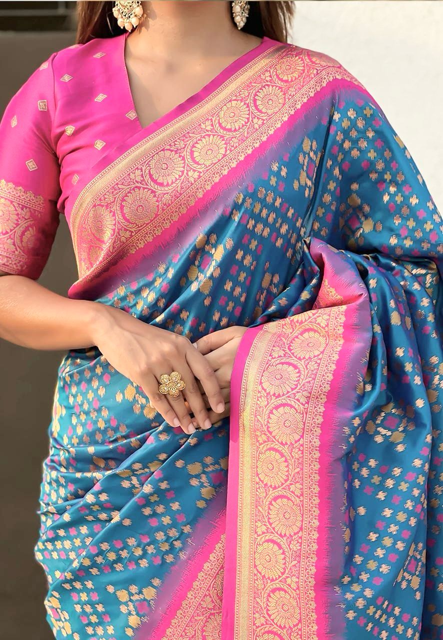 Blooming Rama Soft Silk Saree With Gorgeous Blouse Piece