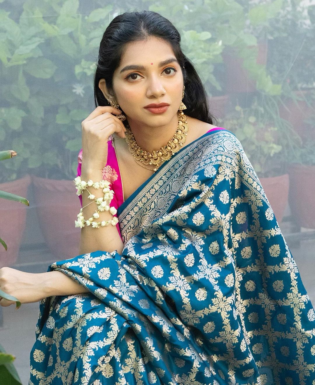 Excellent Rama Soft Silk Saree With Ailurophile Blouse Piece