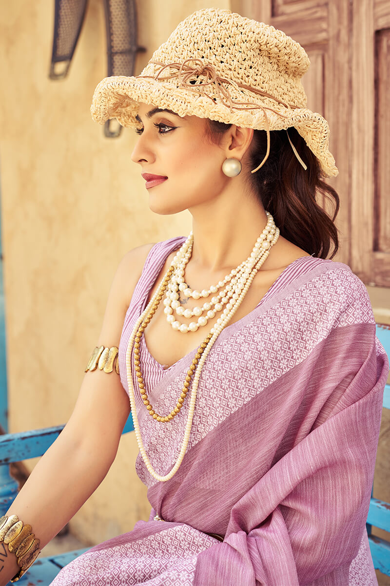 Ornate Lavender Lucknowi Silk Saree With Winsome Blouse Piece