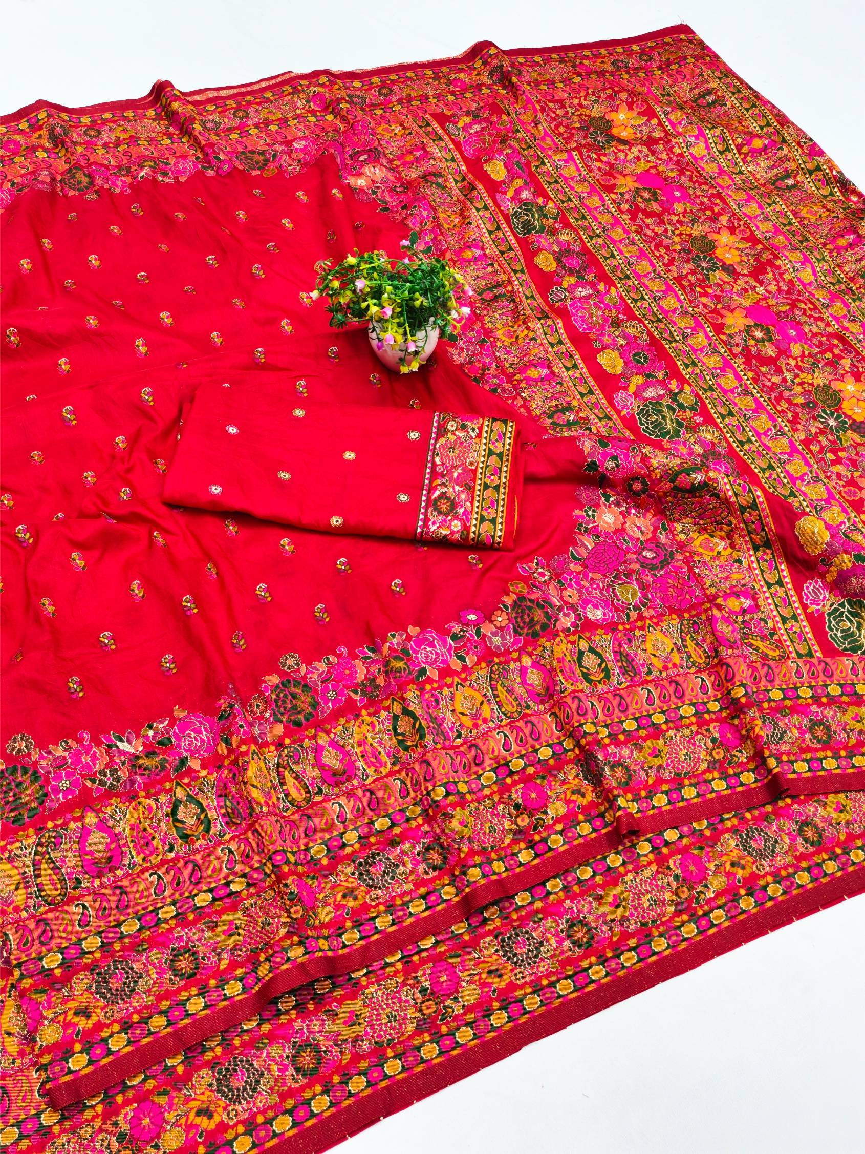 Sempiternal Red Nylon Dola Pashmina Saree With Energetic Blouse Piece