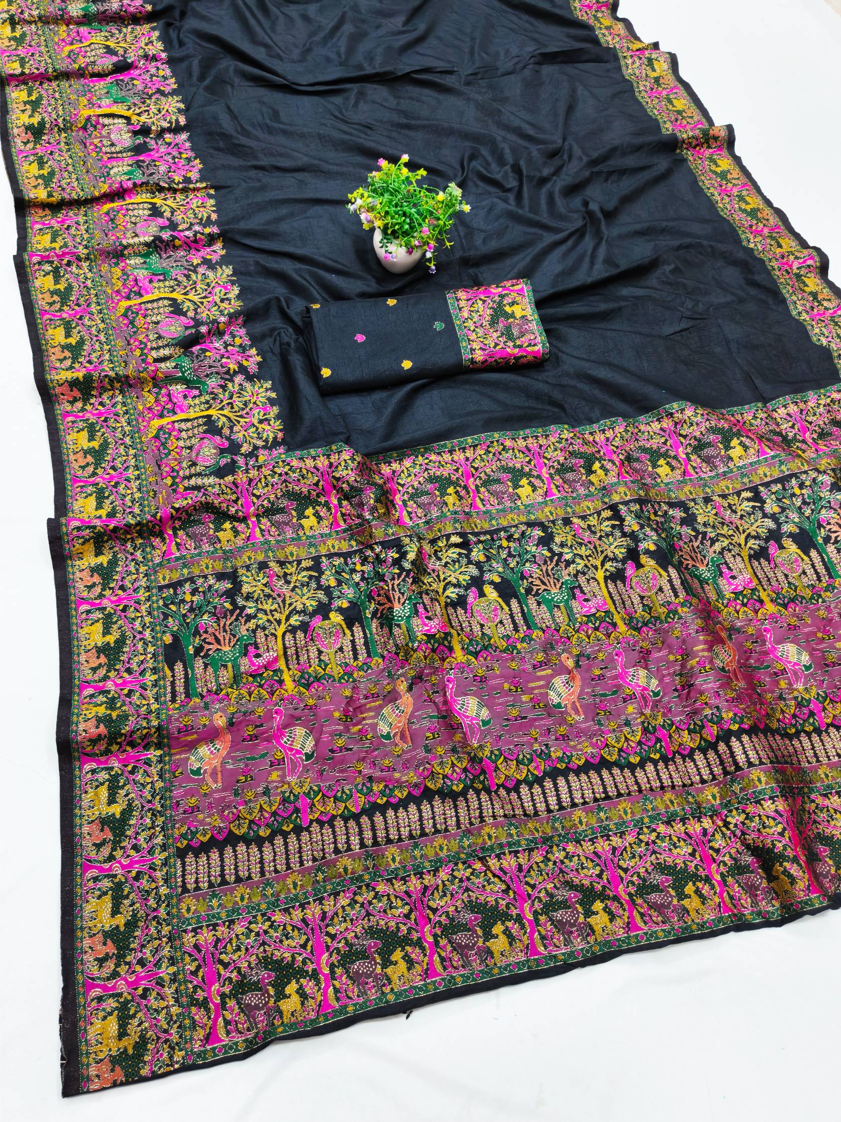 Confounding Black Nylon Dola Pashmina Saree With Splendorous Blouse Piece