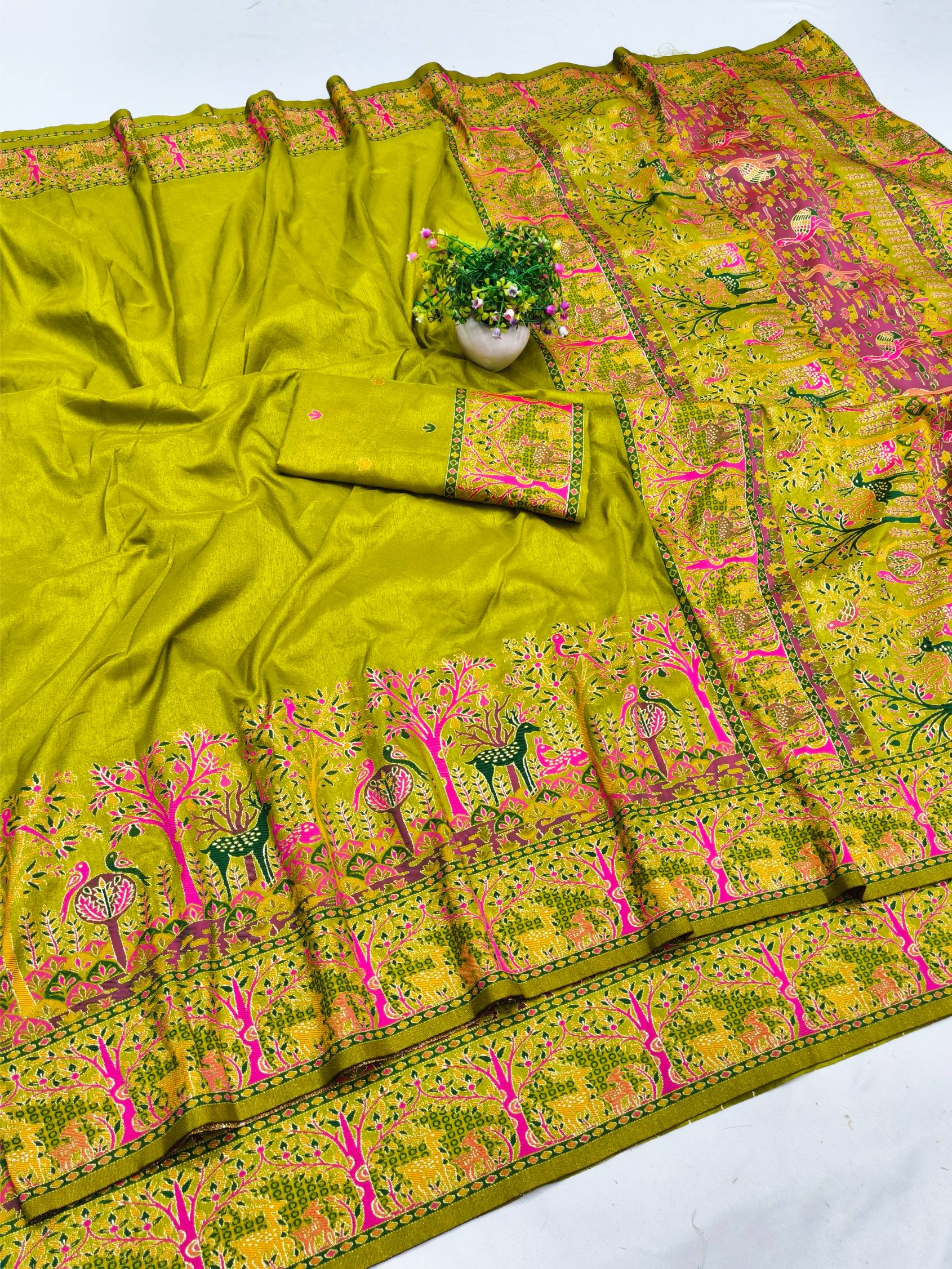 Hypnotic Mehandi Nylon Dola Pashmina Saree With Profuse Blouse Piece
