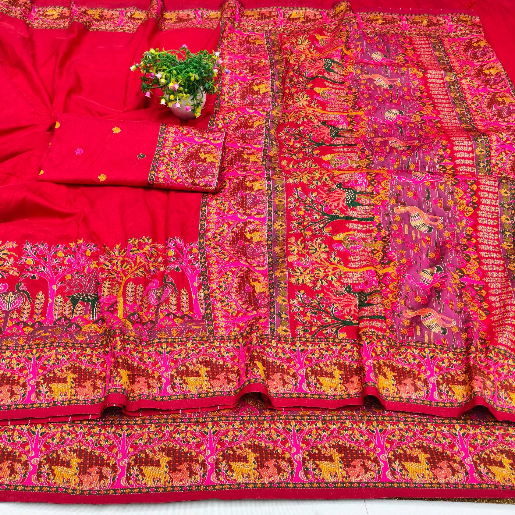 Splendiferous Red Nylon Dola Pashmina Saree With Skinny Blouse Piece