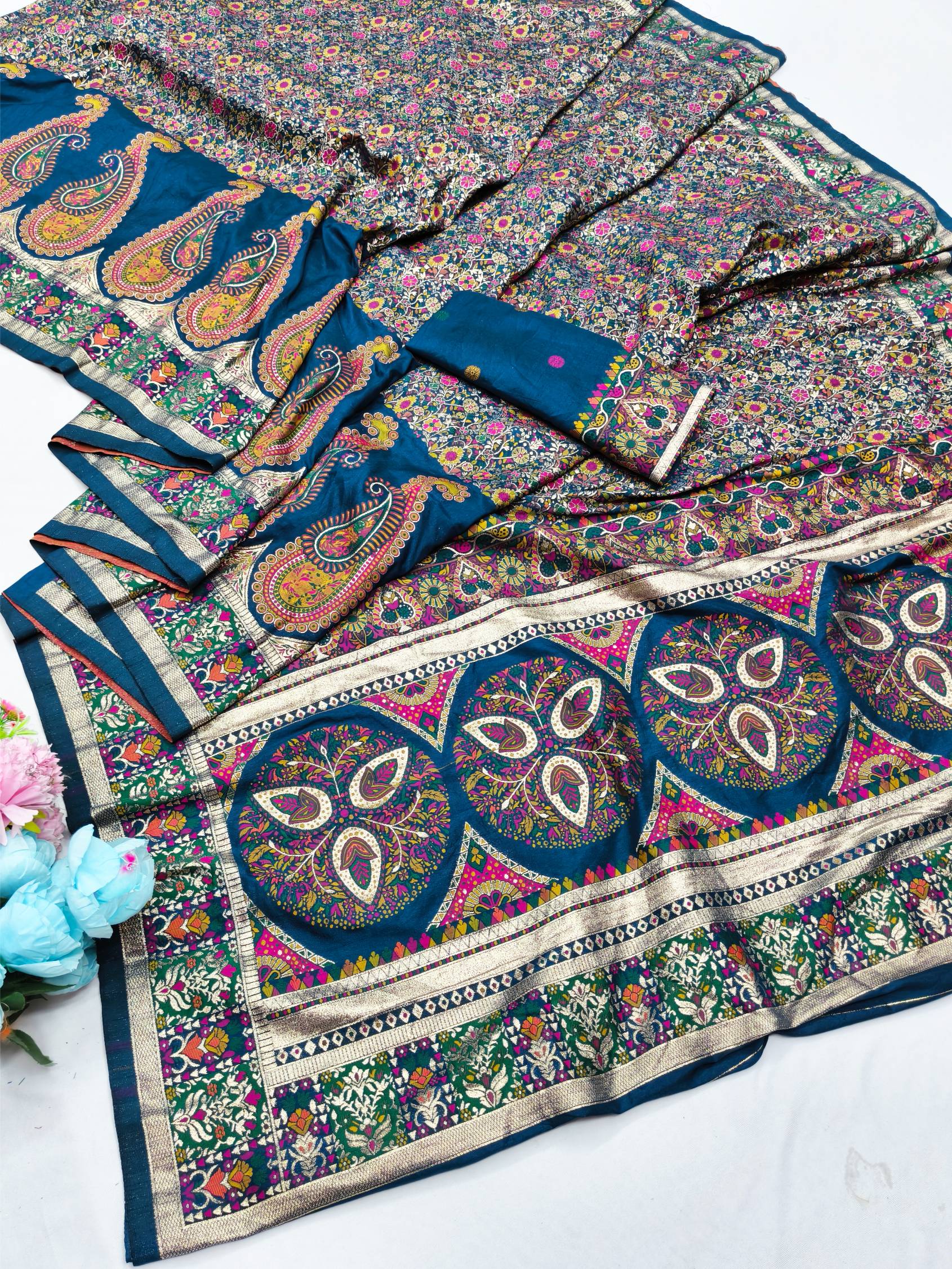 Scrupulous Blue Nylon Dola Pashmina Saree With Trendy Blouse Piece