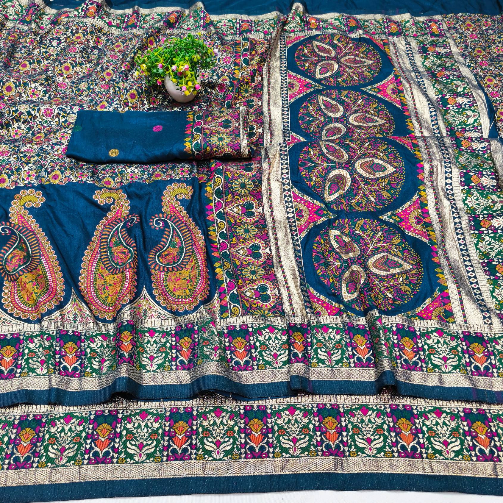 Scrupulous Blue Nylon Dola Pashmina Saree With Trendy Blouse Piece