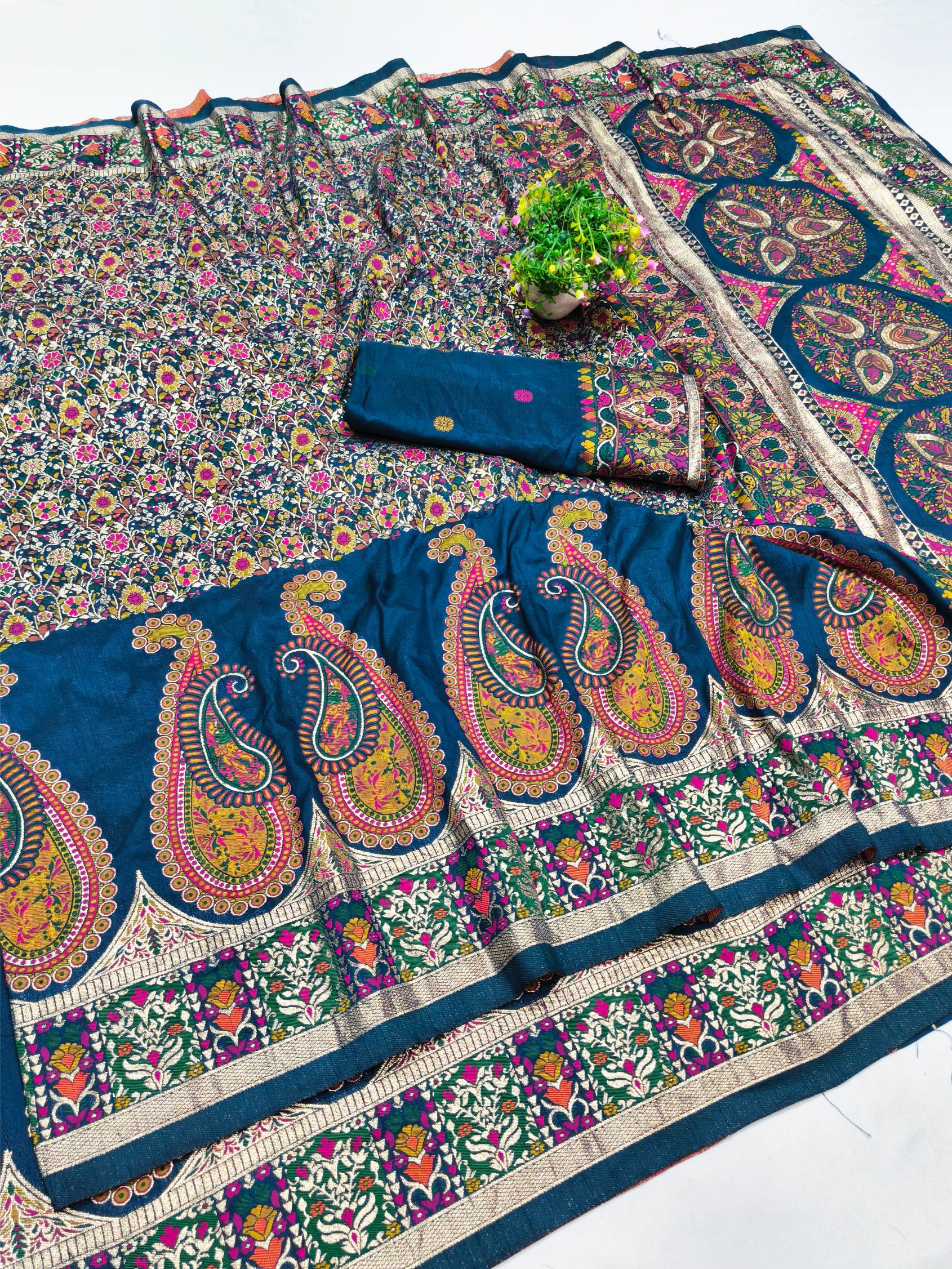 Scrupulous Blue Nylon Dola Pashmina Saree With Trendy Blouse Piece