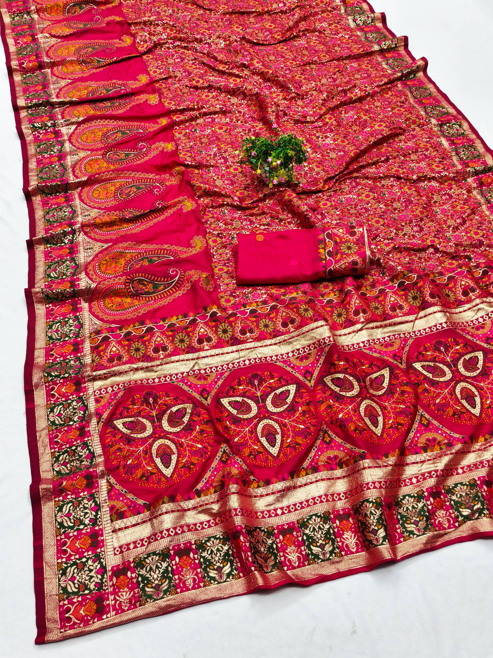 Lassitude Dark Pink Nylon Dola Pashmina Saree With Jazzy Blouse Piece