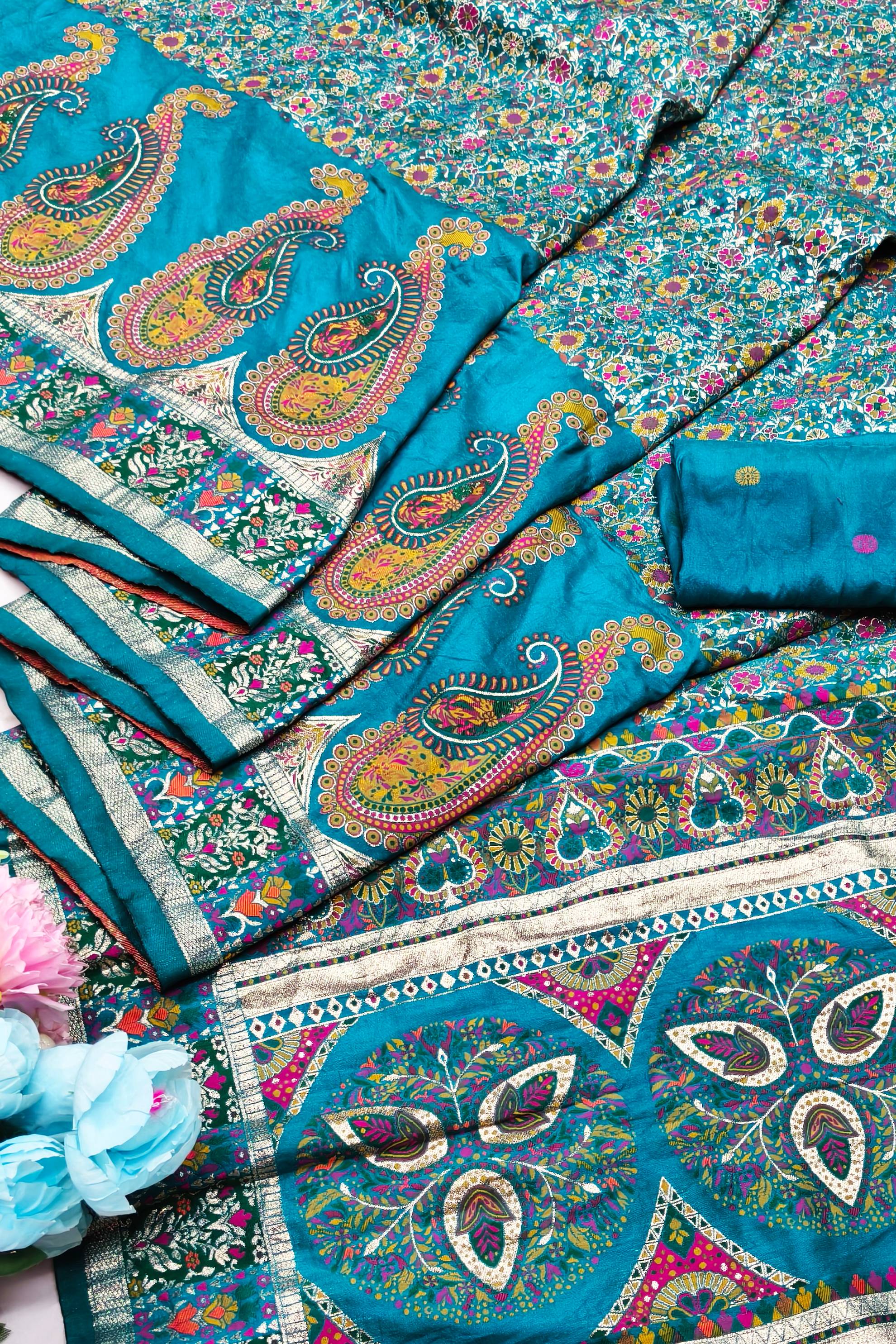 Enthralling Rama Nylon Dola Pashmina Saree With Gleaming Blouse Piece