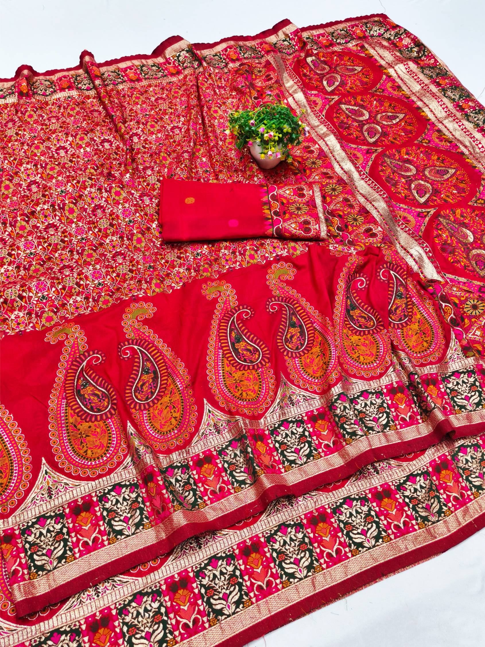 Serendipity Red Nylon Dola Pashmina Saree With Beguiling Blouse Piece