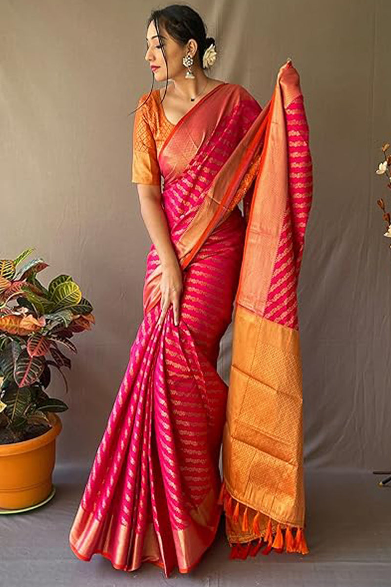 Flamboyant Dark Pink Soft Banarasi Silk Saree With Exceptional Blouse Piece