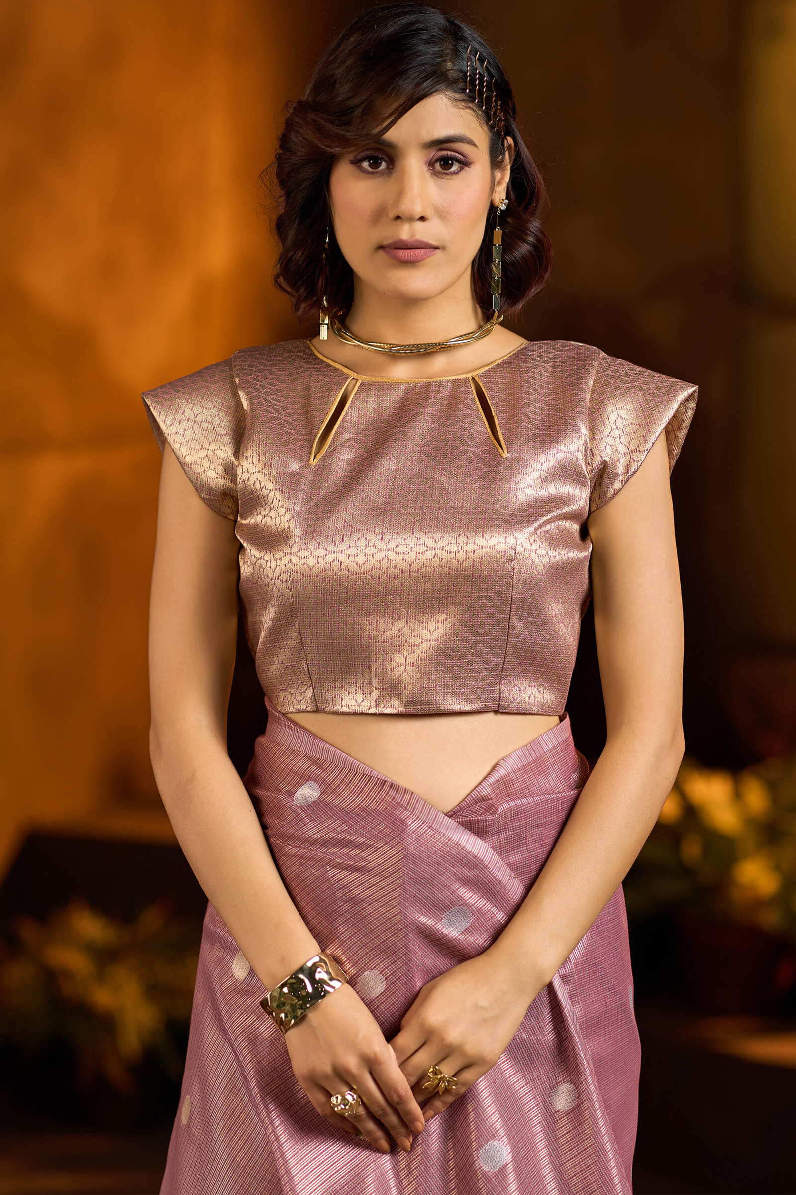 Super extravagant Lavender Soft Banarasi Tissue Silk Saree With Posh Blouse Piece