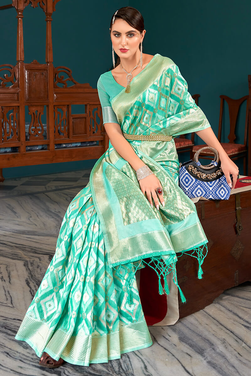 Evocative Turquoise Cotton Silk Saree With Classy Blouse Piece