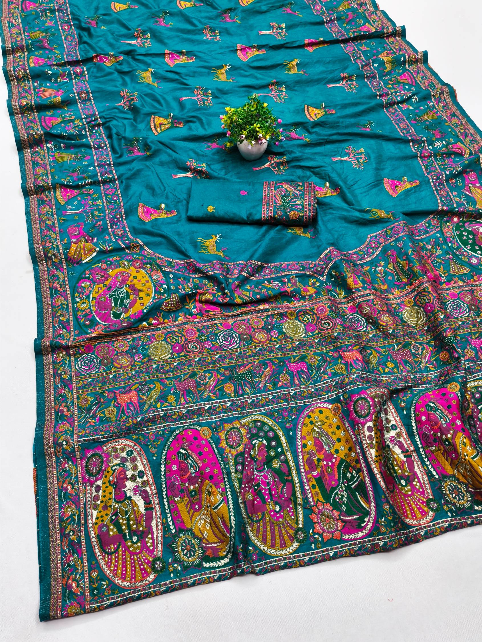 Designer Rama Nylon Dola Pashmina Saree With Gratifying Blouse Piece