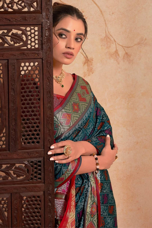 Artistic Rama Patola Silk Saree with Comely Blouse Piece