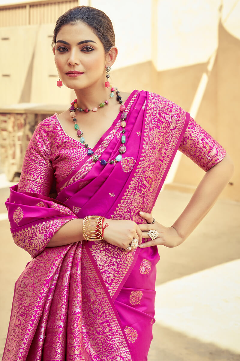 Splendorous Dark Pink Soft Banarasi Silk Saree With Alluring Blouse Piece